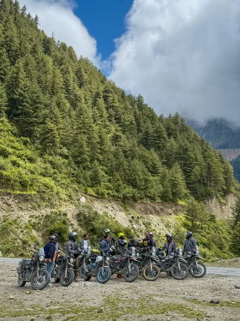 Adi Kailash & Om Parvat Motorcycle Ride — day 3: Gwaldam to Munsiyari